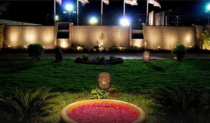 Hotel Pradhyuman Lords Inn 10