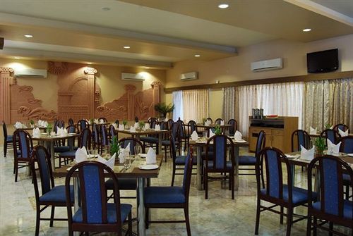 Hotel Lion Lords Inn 15