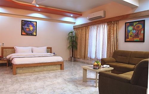 Hotel Lion Lords Inn 2