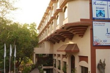 Hotel Revival Lords Inn 2