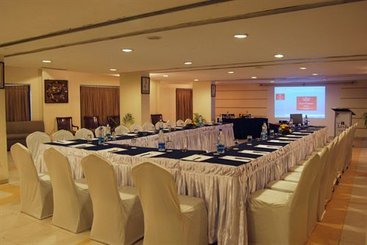 Hotel Revival Lords Inn 9