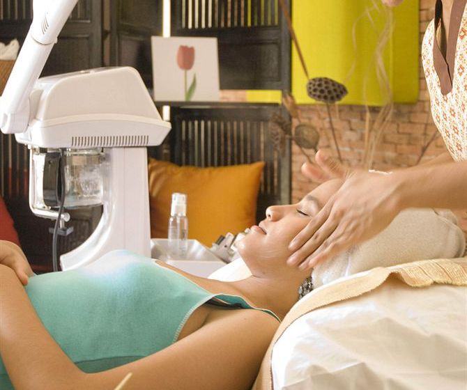 Hotel Nantra De Boutique 13