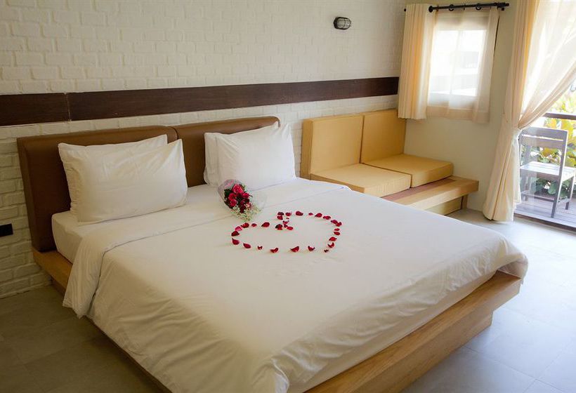 Hotel Baan Talay Resort 12