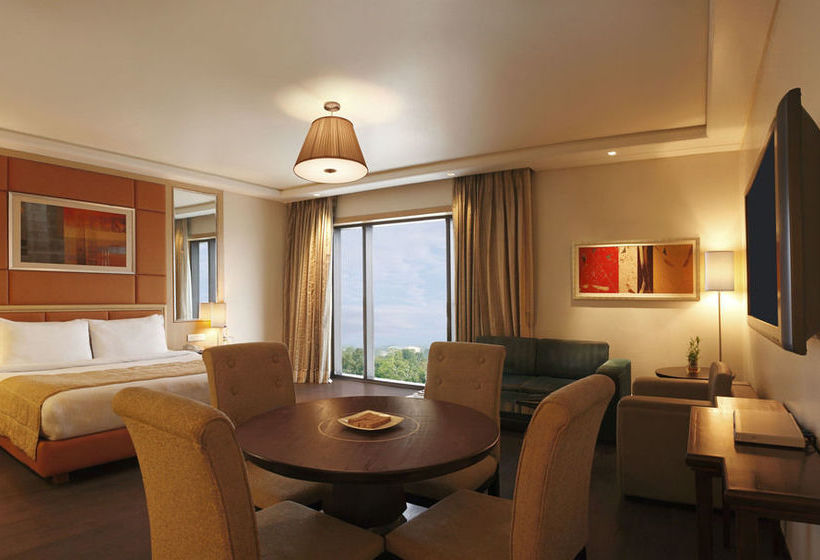 Hotel Lemon Tree Premier Jaipur 10