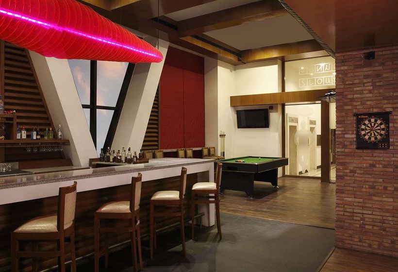 Hotel Lemon Tree Premier Jaipur 2