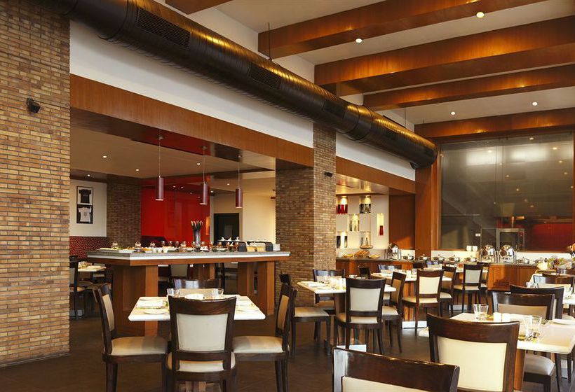 Hotel Lemon Tree Premier Jaipur 4