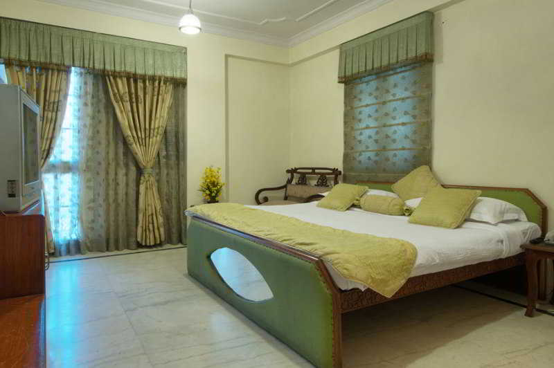 Hotel Hari Mahal Palace 11