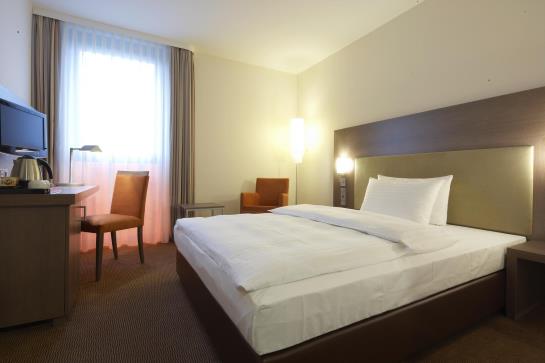 Hotel InterCity Berlin Brandenburg Airport 16