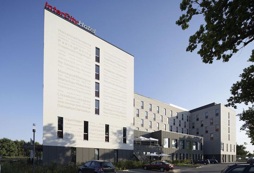Hotel InterCity Berlin Brandenburg Airport 3