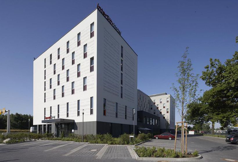 Hotel InterCity Berlin Brandenburg Airport 7