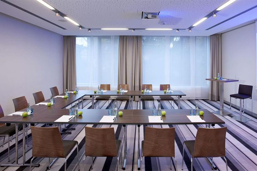 Hotel Melia Düsseldorf 14