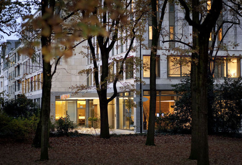 Hotel Melia Düsseldorf 17