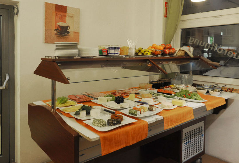 Fair Hotel Europaallee 13