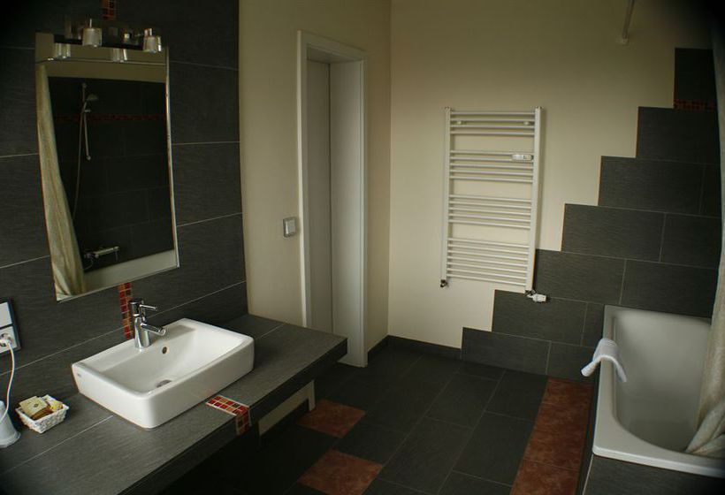 Fair Hotel Europaallee 3