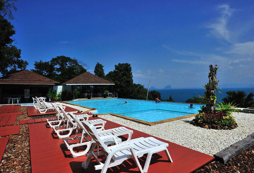 Resort Kohngai Cliff Beach 13