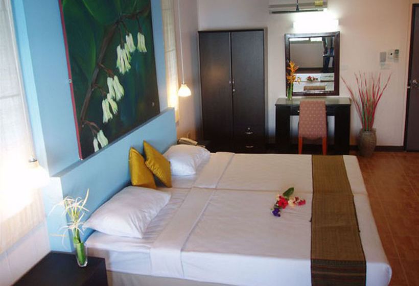 Resort Kohngai Cliff Beach 7