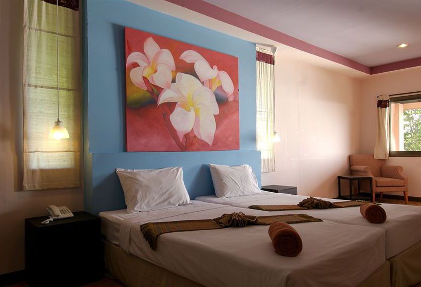 Resort Kohngai Cliff Beach 9