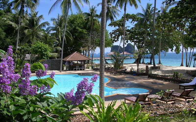 Hotel Koh Ngai Resort