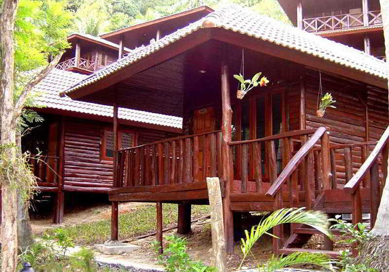 Hotel Koh Ngai Resort 1