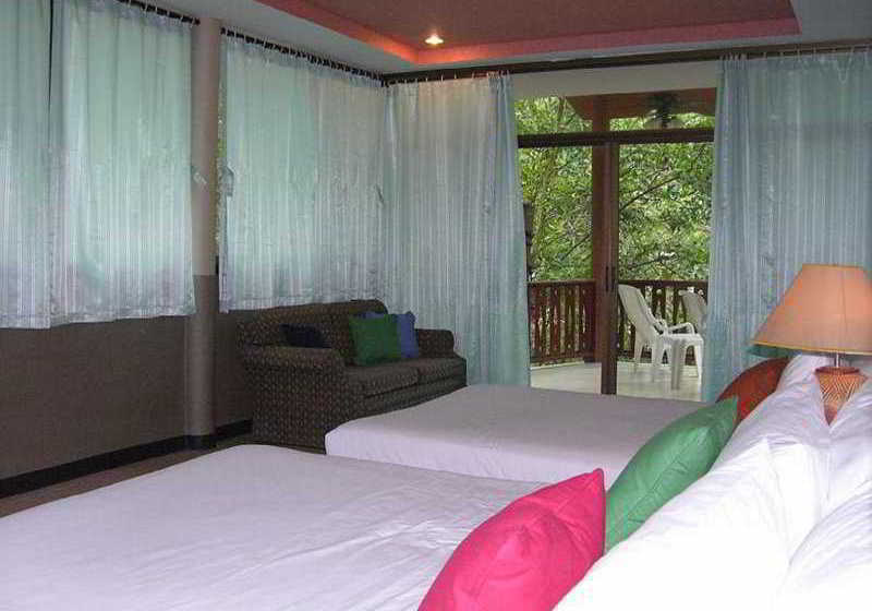 Hotel Koh Ngai Resort 6