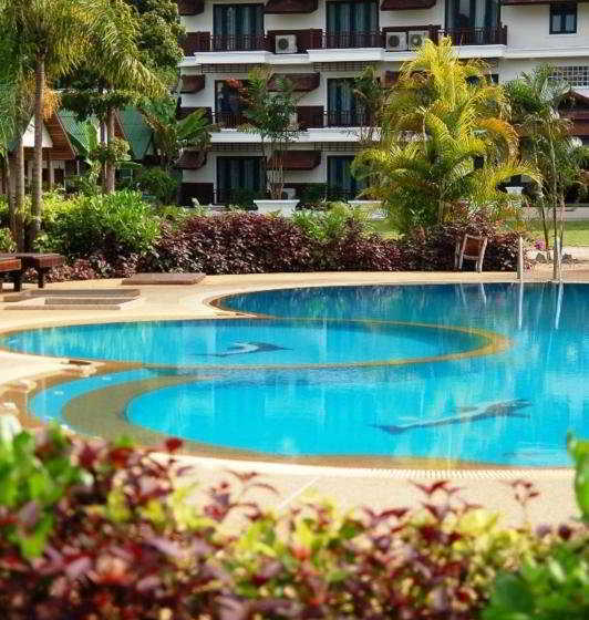 Phi Phi Andaman Legacy Resort Tonsai