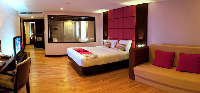 The Kris Condotel Bangtao 1
