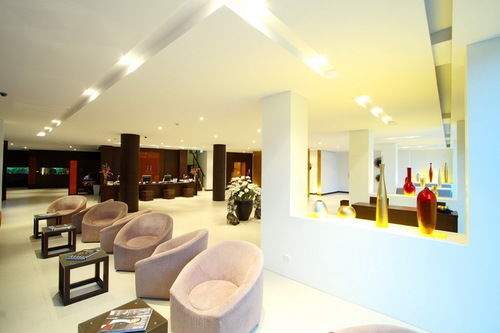 The Kris Condotel Bangtao 10