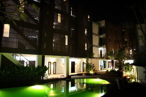 The Kris Condotel Bangtao 11