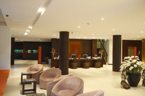 The Kris Condotel Bangtao 15