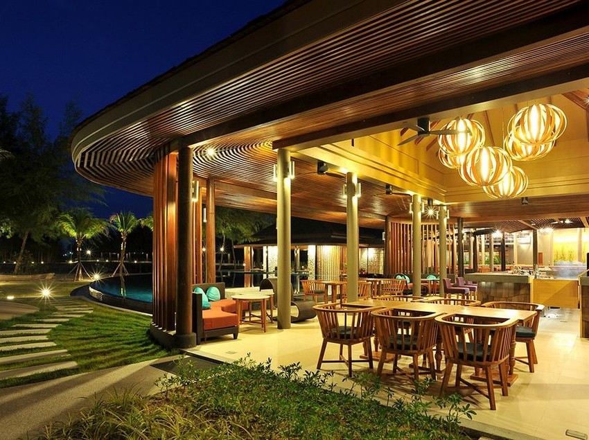 Apsara Beachfront Resort & Villa 6