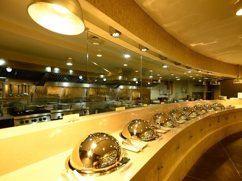 Hotel Springfield at Sea Resort & Spa 6