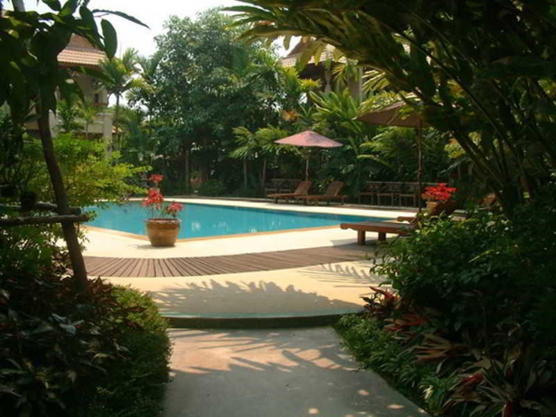 Taraburi Resort & Spa 8