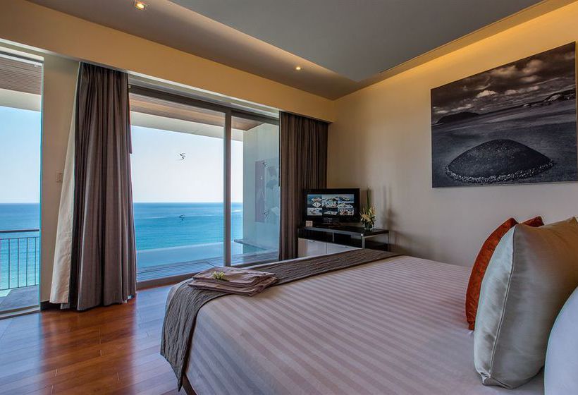 Cape Sienna Hotel & Villas 1