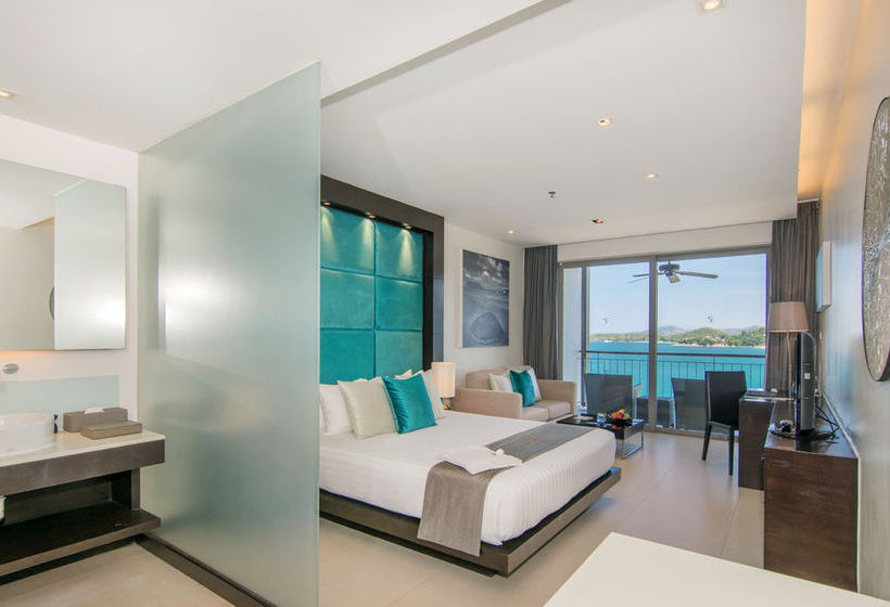 Cape Sienna Hotel & Villas 10