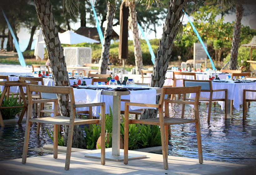 Anantara Mai Khao Phuket Villas 12