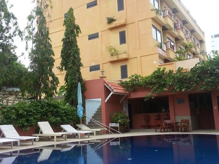 Hotel Takiab Beach Resort 9