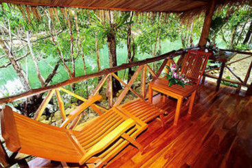 Hotel Aunchaleena Beach Front Resort 1