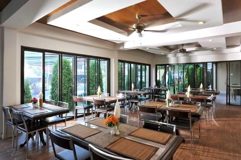 Hotel Baan Karon Resort 15