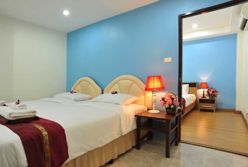 Hotel Baan Karon Resort 16