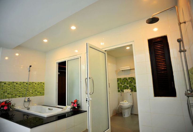 Hotel Baan Karon Resort 5