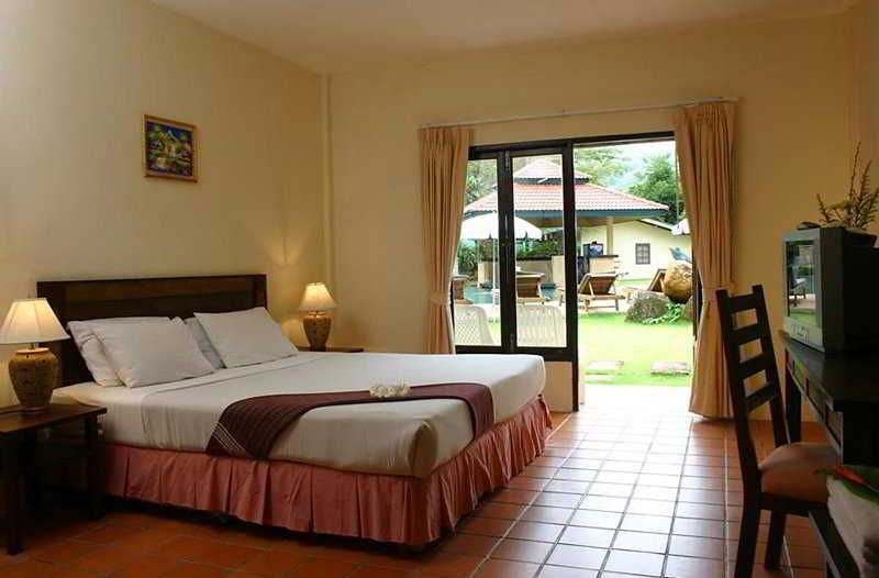 Hotel Baan Karon Resort 8