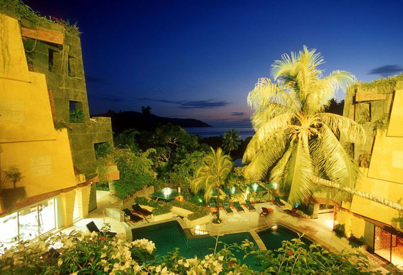 Hotel The Aspasia Phuket 3