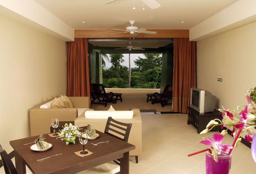 Hotel The Aspasia Phuket 7