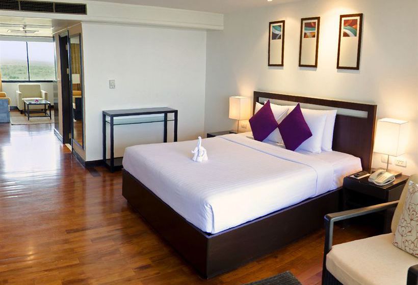 Novotel Hua Hin Cha Am Beach Resort & Spa 11