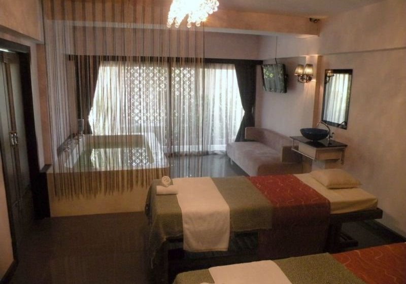 Resort Samaya Bura 13