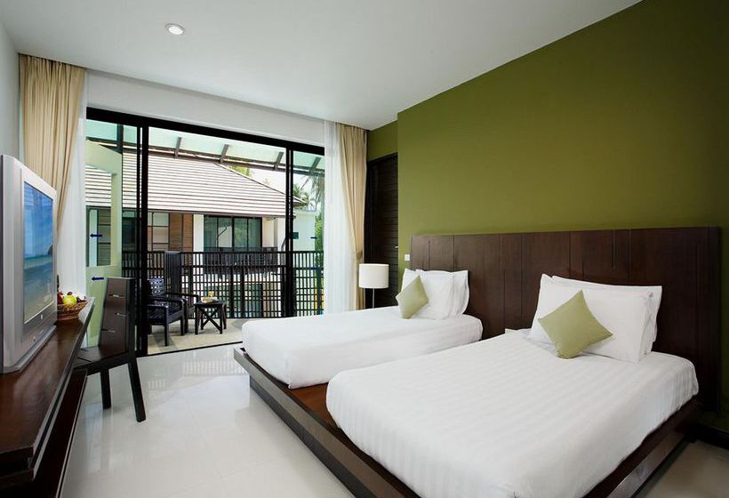 Centra Coconut Beach Resort Samui 13