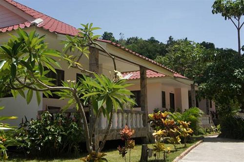 Phuwadee Resort & Spa 11