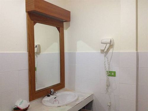 Phuwadee Resort & Spa 9