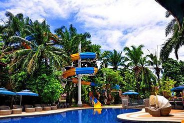 The Greenery Resort 10