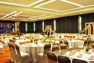 The Greenery Resort 19